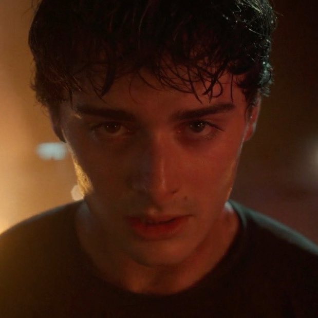 melinastapes's tweet image. if you dont love me               you don’t deserve
at my                                          me at my