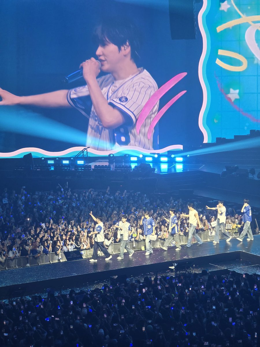 Beautiful2407's tweet photo. #SUPERSHOW10inBKK_Day1 
ก่อนจะไปต่อวันที่2 ลงวันแรกก่อน https://t.co/O32pkHUwyh