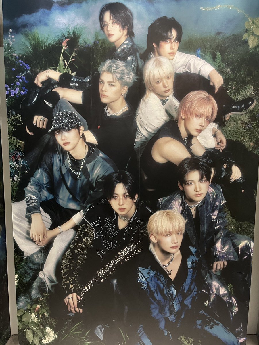 よん🌙 LUNÉ tweet media