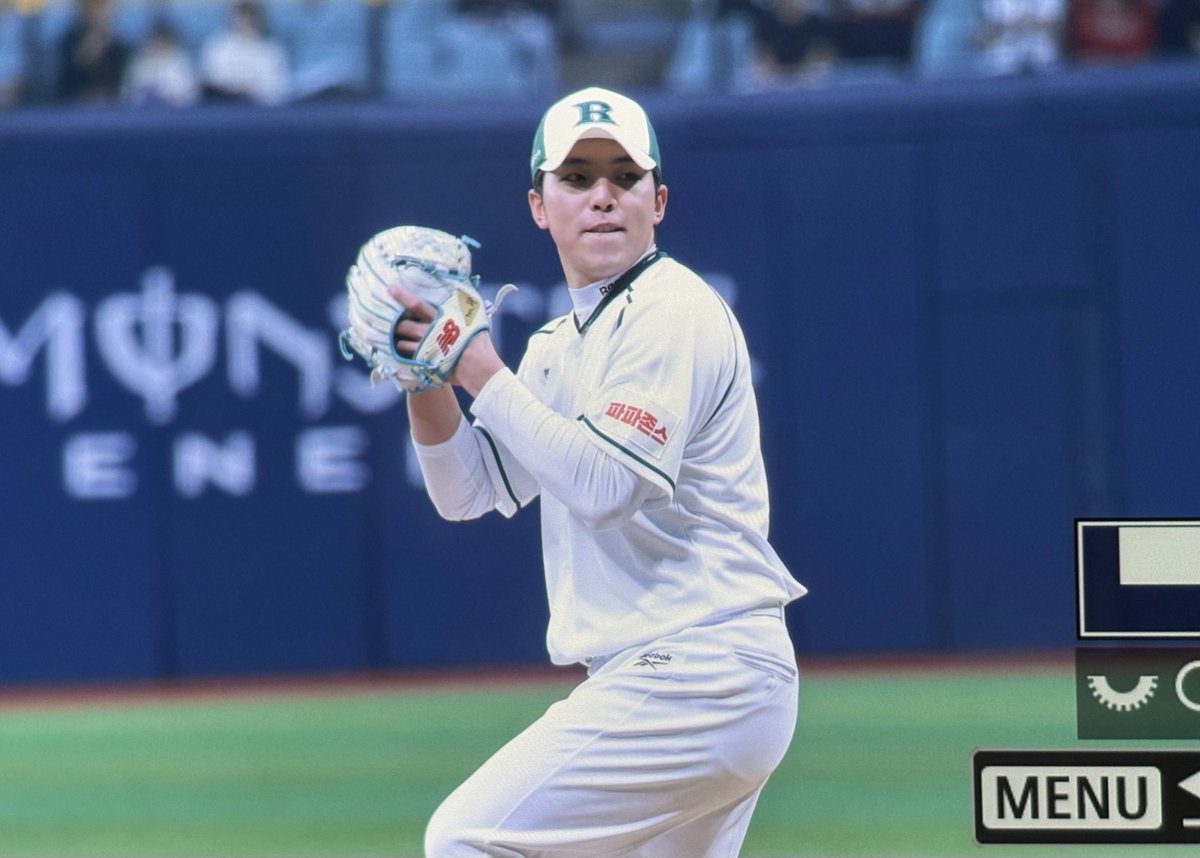 김영웅 어제 오늘 연투;;; 혹사아니에요? ㅋㅋㅋㅋㅋㅋㅋ