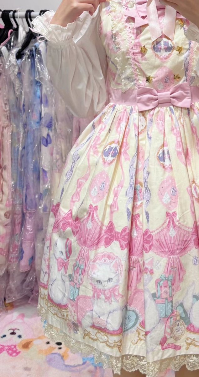 臭萝莉 (@xinbaobao23) on Twitter photo 