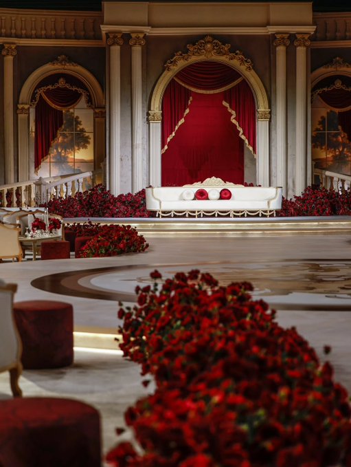 أجمل تصاميم كوشات عصرية لعروس 2026 من وحي ألوان العلم الإماراتي #أعراس 