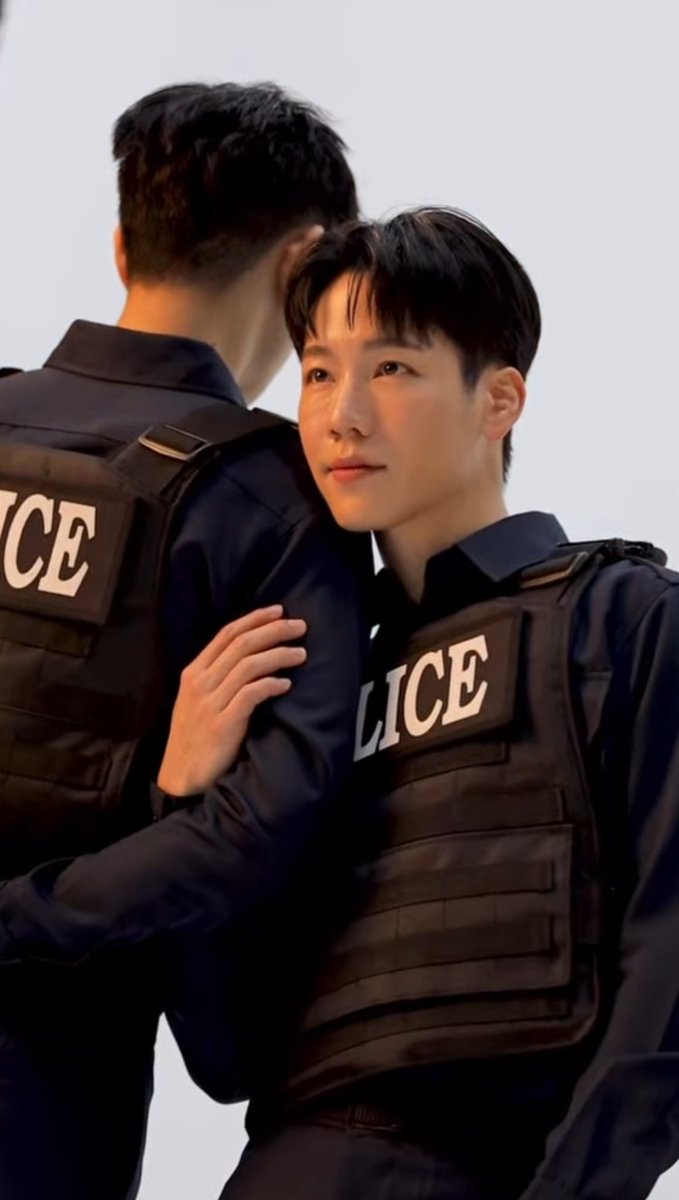 กุสิ้นแล้วเด้อ จังหวะนี้ 😭😭😭😭😭😭😭😭😭😭😭😭😭😭😭😭😭😭😭😭😭😭😭😭😭😭😭😭 จับป้าไปให้มันจบๆ

#ที่รักสารวัตรเธียร์ ( 👮🏻 )
