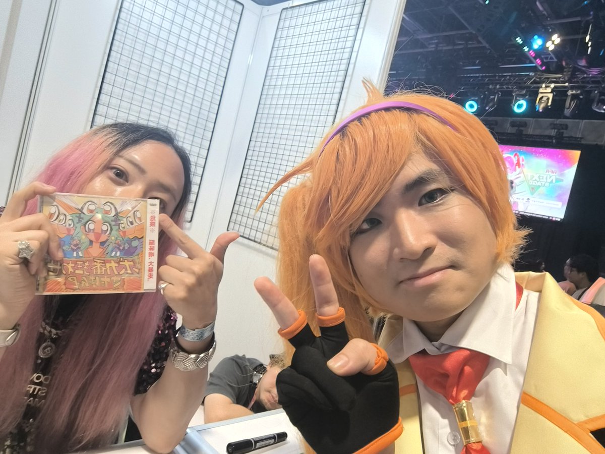 tetsusquared's tweet photo. さたぱんPさん(@satapanpi)と写真を撮りました!! シンガポールに来てくれてありがとう!!!! https://t.co/KV2EVmrkaM