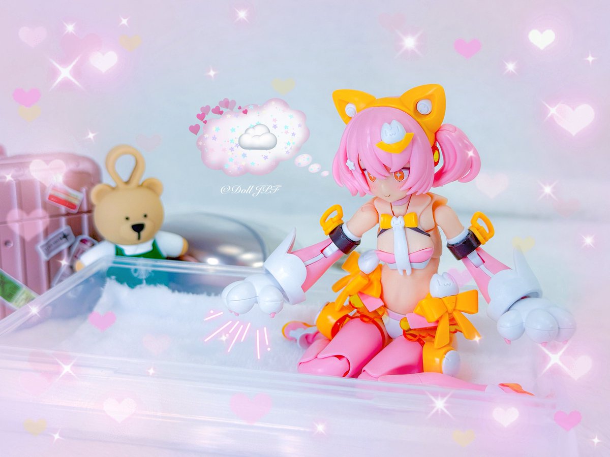 AndroidPDF's tweet image. マオちゃん: ふわふわモフモフ〜…ここ、マオの専用おひるねベッドにゃ 💕ヾ(Φ∀Φ)/

#プニモフ #punimofu #dolljpf