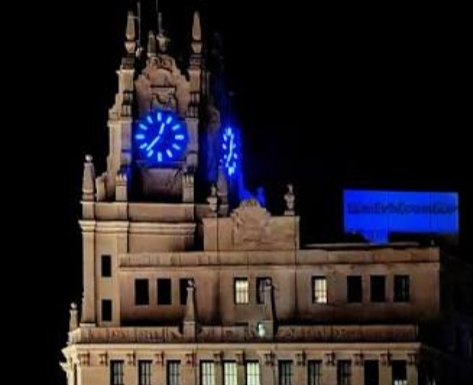 Lucalucaeluca's tweet image. Este reloj lo hizo mi Abuelo. 
La persona más buena, culta, humilde, educada y especial que he conocido en mi vida.
Hizo también los primeros relojes del metro, diseños de ingeniería industrial para interiores de edificios emblemáticos..
Una suerte tenerle como mi maestro