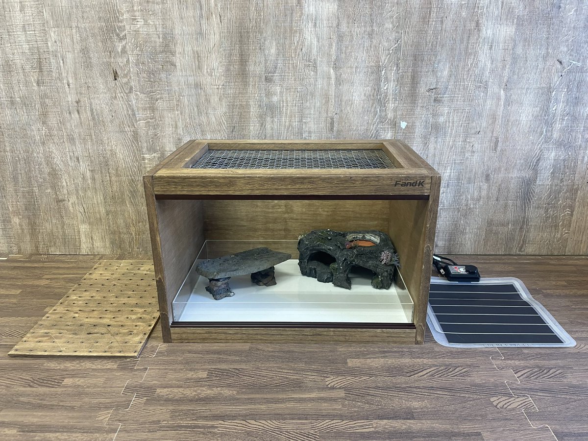 FandK爬虫類木製ケージ Couronne(クローヌ) FandK爬虫類木製ケージ