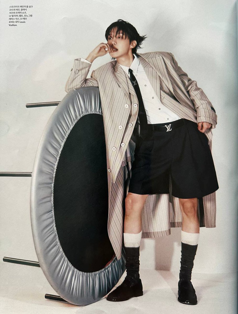 _kim_mi_yong's tweet image. який він сексі-кют 😭😭💗