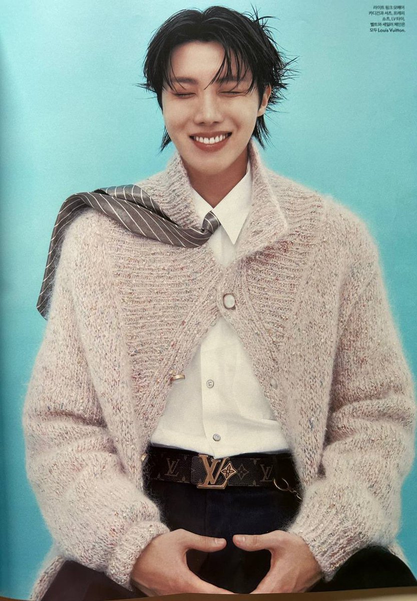 _kim_mi_yong's tweet image. який він сексі-кют 😭😭💗