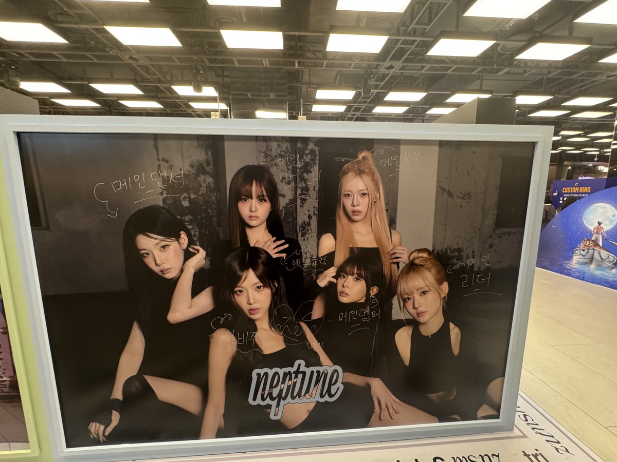 triple_lightsss's tweet image. 팝업 왔어요~

#tripleS #msnz #tripleS_msnz
#msnz_POPUP #Beyond_Beauty
#EVERLINE #에버라인