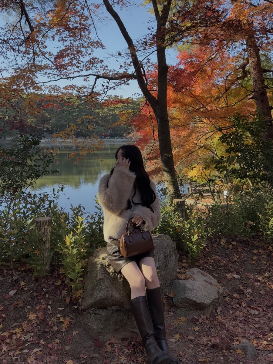 Post by 𝐭____𝐜𝐡𝐚𝐧𝐬 on X: 🍂🍁🤎