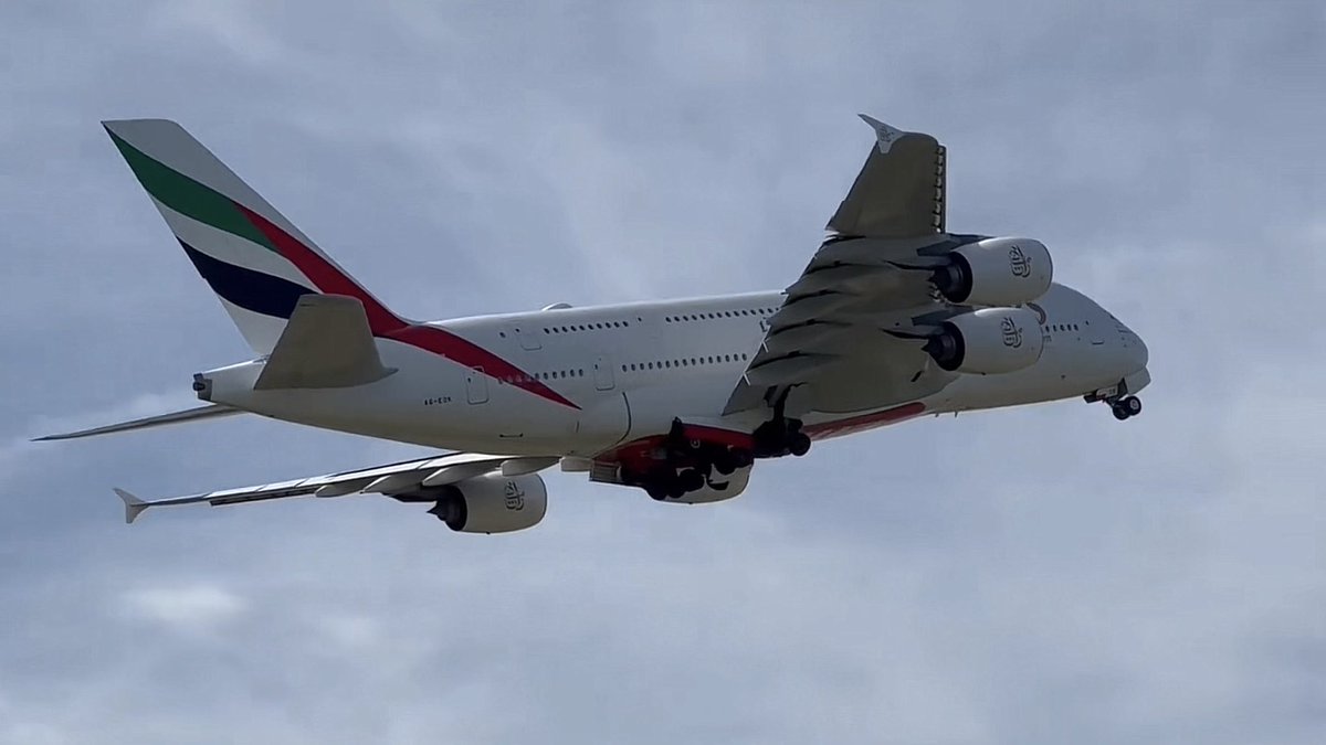 EvieAviation's tweet image. Emirates 🇦🇪✈️

#avgeek