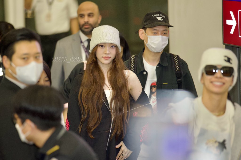 251129HKG🐱
 #YOUNGSEO #영서 
#ALLDAYPROJECT #ADP #올데이프로젝트