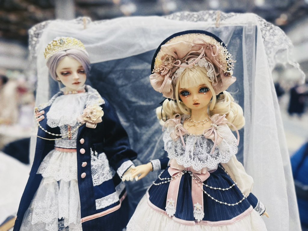 MurmurCoco's tweet image. ディーラー様とフォロワー様のかわいいドールちゃんたちを撮影させていただきました❣️
素敵なドレスに MC のウィッグをセレクトしてくださって、本当にありがとうございます🍀💕✨

#murmurcoco