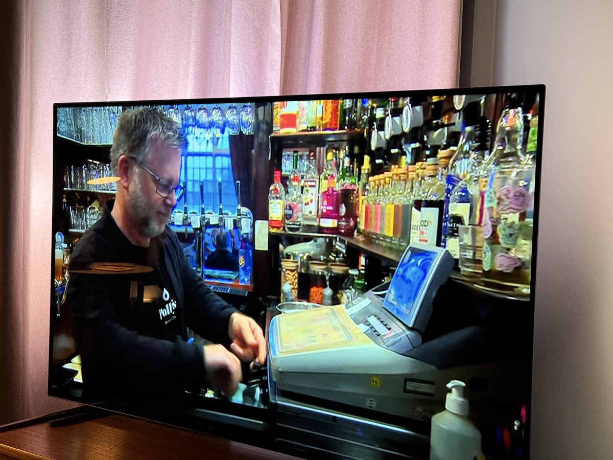 ProfessorPubUK's tweet image. Happy to see that the concerns of pubs made it onto the national news - and @theswanyork speaking for them! The government have dealt yet another blow to an industry that deeply supports our communities! Politicians need to up their game, and quickly, to avoid devastation!  #pub