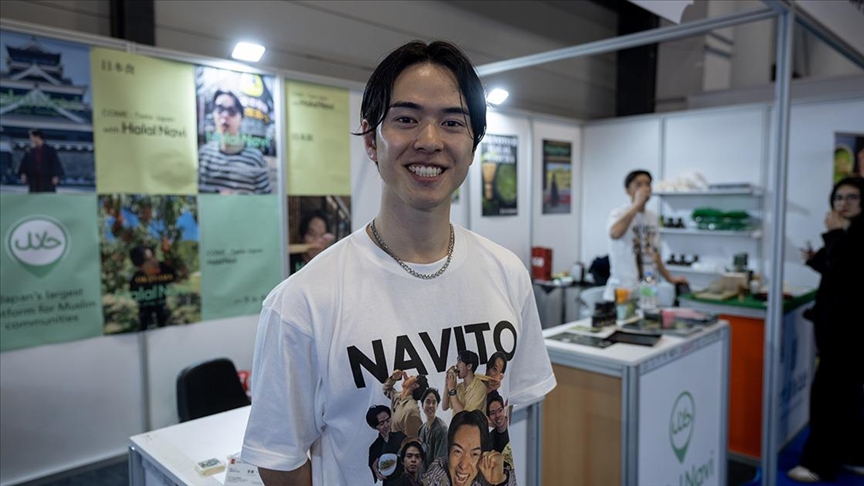 📌Japon girişimci Ikuto Hongu, ülkesinde helal gıdaya erişimde zorlanan Müslümanlar için bu sektöre girdi

🎙️Girişimci Hongu: "Şimdi Japonya'da helal wagyu bulunabiliyor ve inanılmaz derecede popüler. Herkes helal şekilde hazırlanmış wagyu denemek istiyor"