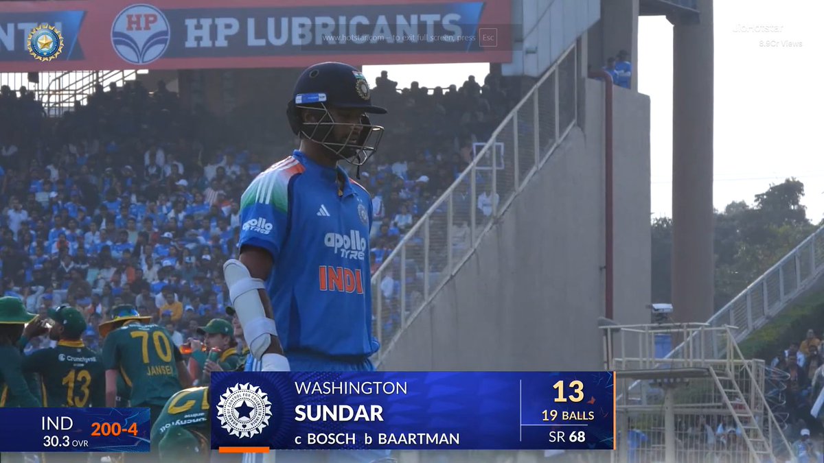 Rajiv1841's tweet image. I just don&apos;t understand this Washington Sundar obession of Gautam Gambhir, trying to make him a batter in all formats.

We have such a good six hitter Riyan Parag, he can be a perfect number 5 who can hit long sixes &amp;amp; can ball like Yuvraj did. Stop playing non specialists!!