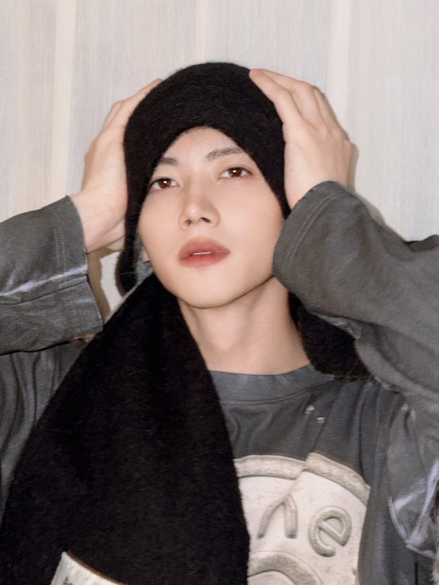 spicyyy_sugar's tweet image. เผลอหลับไปเพิ่งตื่น ผช.มาหา มาอวดผ้าพันคอ 🧣
ฮืออออออ ค่ดคิดถึงเลย 😘
#เหยียนอัน #Yanan #闫桉