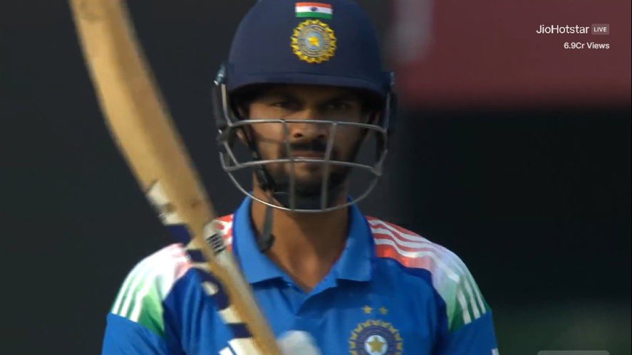 SuryaN027's tweet photo. Ruturaj Gaikwad has two matches left. If he doesn’t score runs, he will be out of World Cup scheme of things(In playing 11) he will be backup.
#INDvSA #Ruthuraj https://t.co/2WuWiIXcsD
