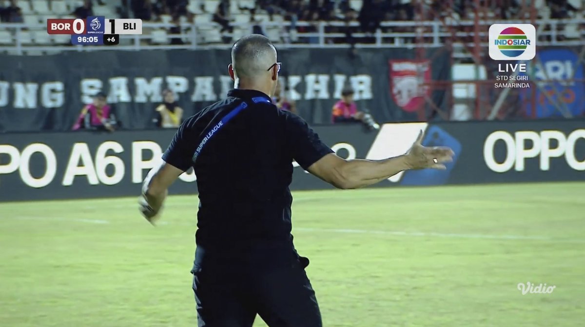 Akhirnya rekor tidak terkalahkan Borneo terputus. Makin pahit karena di kandang sendiri vs Bali United. 0-1

Masih di puncak dengan 33 poin