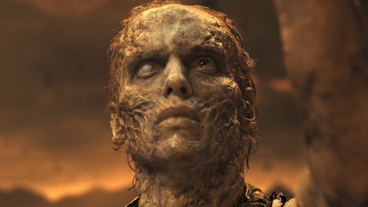 strangersceness's tweet image. Duffer Brothers reveal that #StrangerThings5 goes back even before the events of The First Shadow.