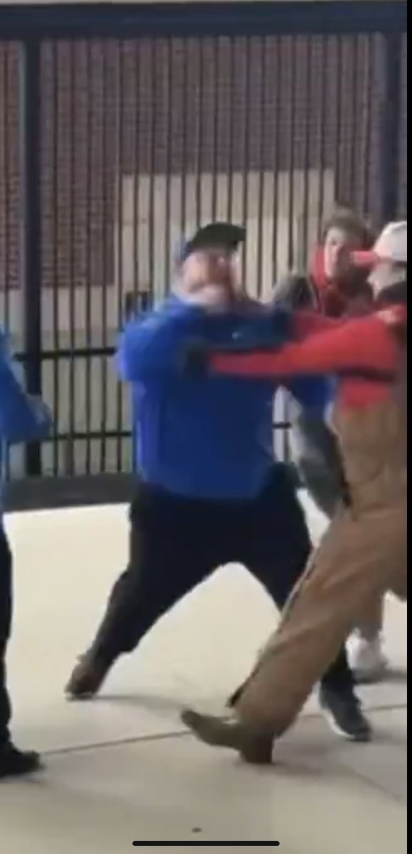 <a href="/UofLSheriff50/">Mark Blankenbaker</a> Did he knock himself in the jaw? 😂