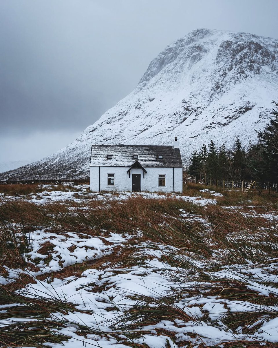 visualsofearth1's tweet photo. Winter in the Scottish Highlands https://t.co/VCy7jwRXkz