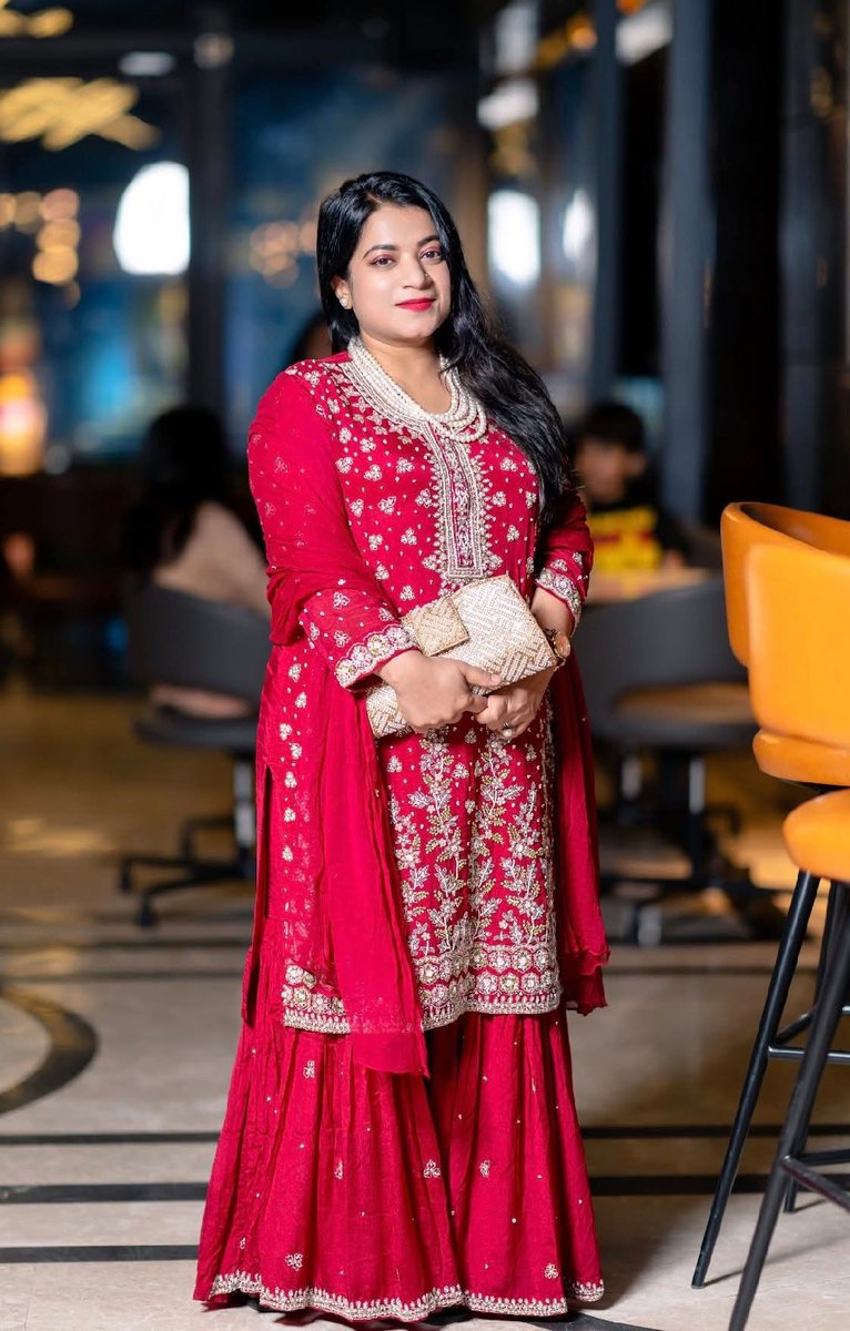 সবাই ভুল ধরে আর আমি ছেলেদের সোনা ধরি 🙊🙈