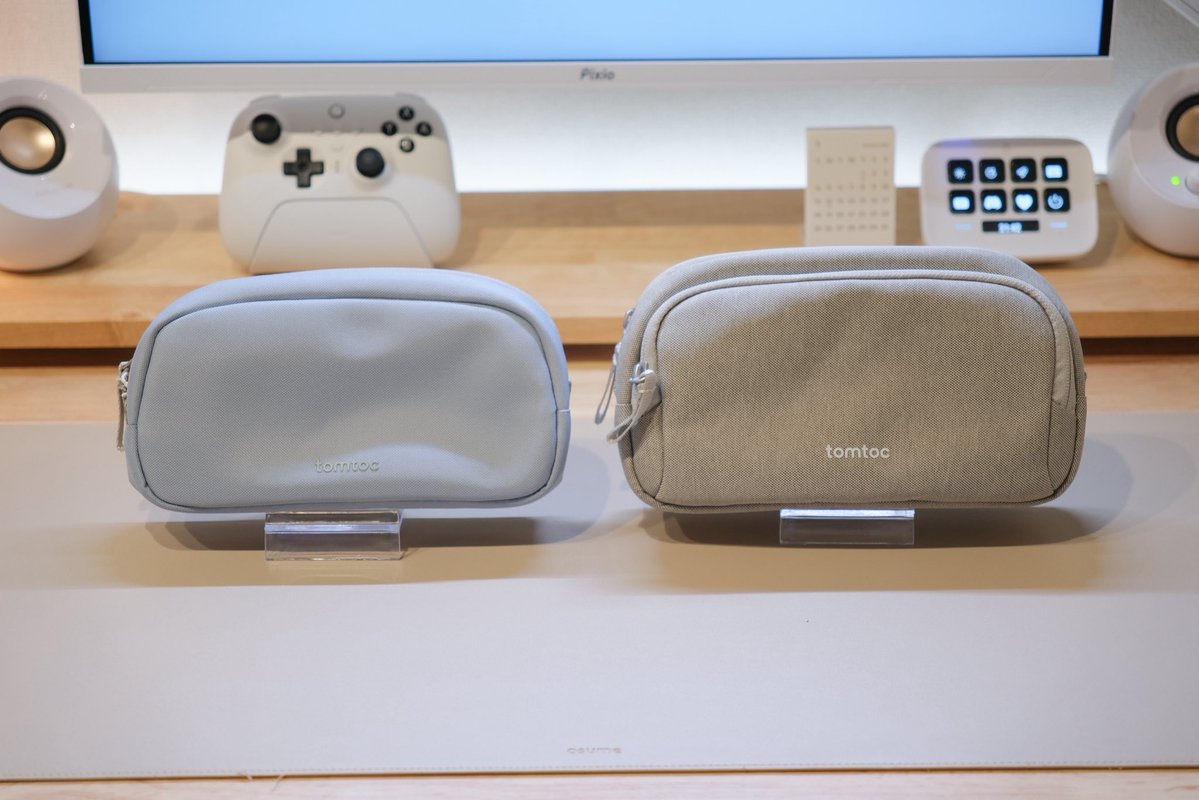 Ohshirataki's tweet image. 【#PR 】
3つ目はT12のガジェットポーチ ̖́-

自立するポーチで取り出しやすく、撥水性・耐久性もあり、型くずれしないのでお出かけにぴったり!!💡

サイズ展開は2種類
《S(ミスティブルー)》画像のとおり外出時にこれさえあれば！が収納出来るので私は旅行にもこれで行けちゃいました✌🏻↓
#tomtoc