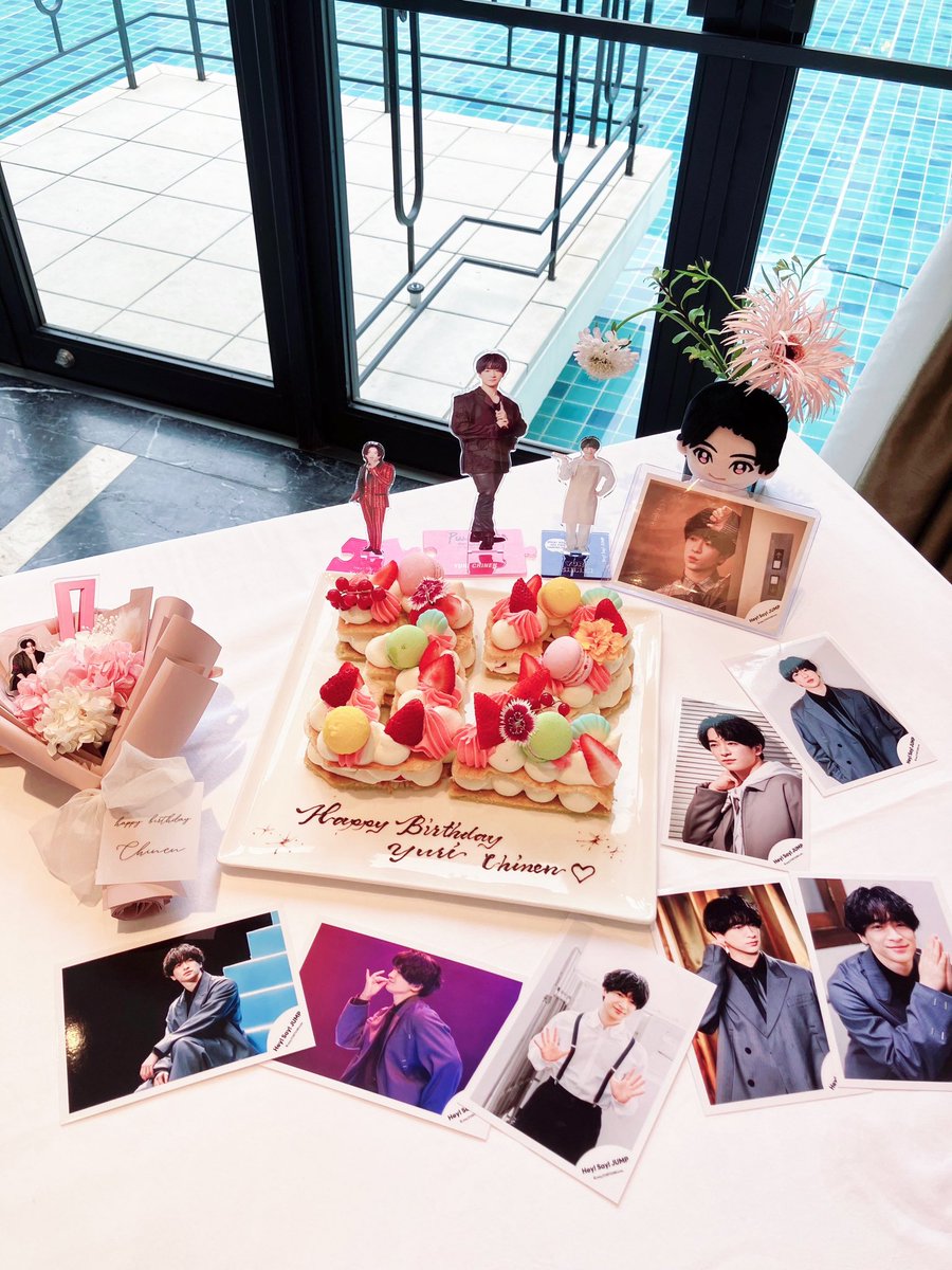 dc_fr3's tweet photo. 知念侑李くんお誕生日おめでとう🎂💕
ムキムキで可愛いお顔で、ダンスがお上手でかっこいい知念くんが本当に本当に大好きです（ ;  ; ）私の人生の光です！！！
これからも応援させてください♡

#知念侑李生誕祭2025 
#知念侑李32ndAnniversary https://t.co/tyf0VxuClt