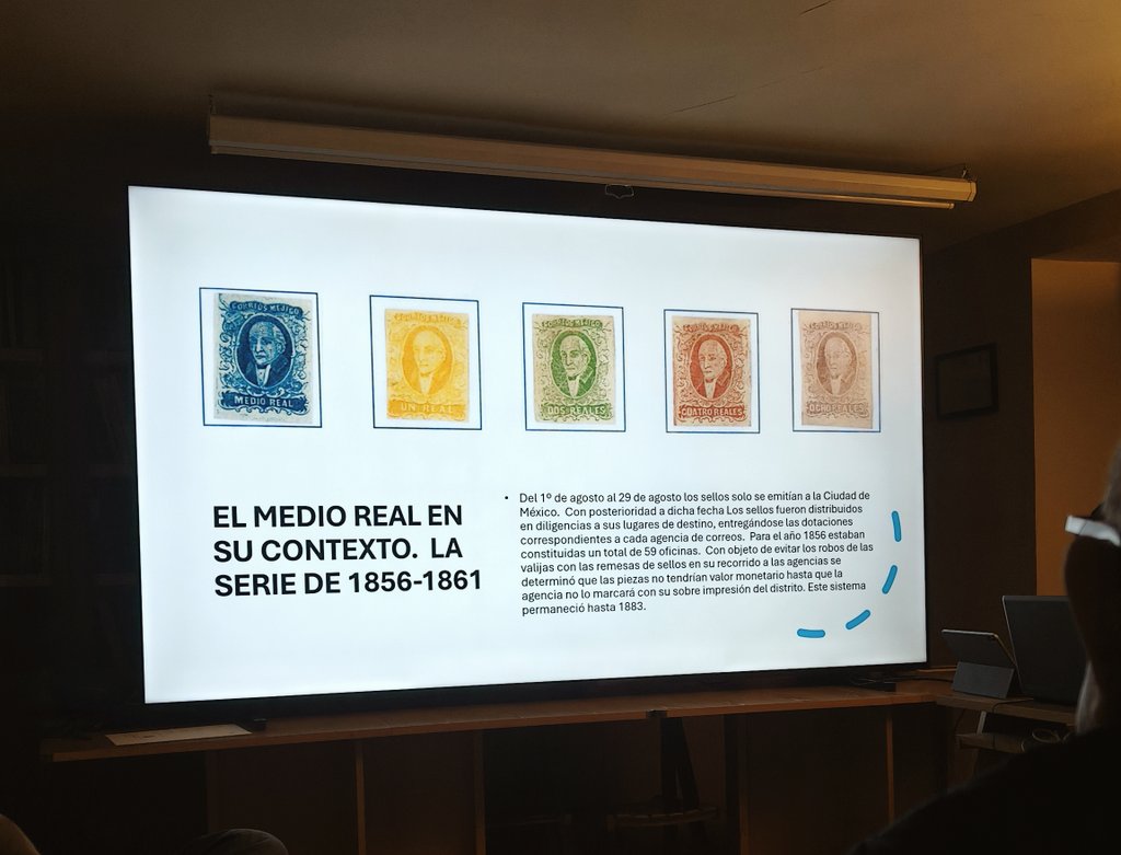 Inaugurando la temporada de conferencias de Sofima. 
Ismael Sánchez Moreno nos habla de la 1ª emisión de México.