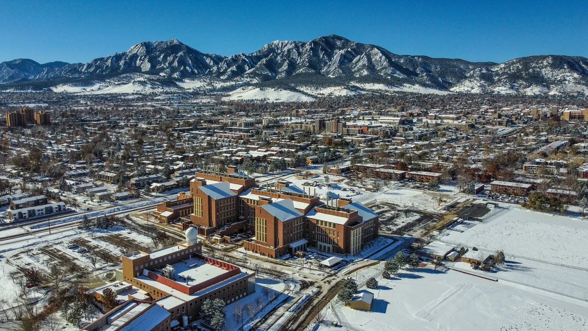 w2me's tweet image. أفضل 10 مدن أمريكية للعمل عن بُعد في العام القادم: 

تصنيف جديد يكشف المدن التي تحقق أفضل توازن بين تكلفة المعيشة المناسبة وجودة الحياة للعاملين عن بُعد.

هل لدينا تصنيف مماثل، وكيف يمكن أن نعزز هذا الجانب لأحياء المدن الطرفية، وجعلها مدن للعمل عن بعد،ك: فرص للعمل، وجودة للحياة.…