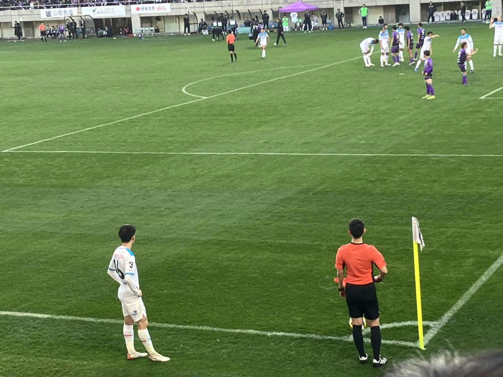 aoiaoiaoisora's tweet image. スタンドにエスパルス時代のユニやタオマフそして鳥栖のタオマフが見られてそれに応える健太にグッと来たよ😭
いつか清水に戻って来てね
#西澤健太