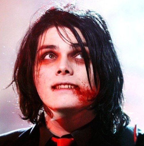 alelvsmcr's tweet image. my favorite vampire