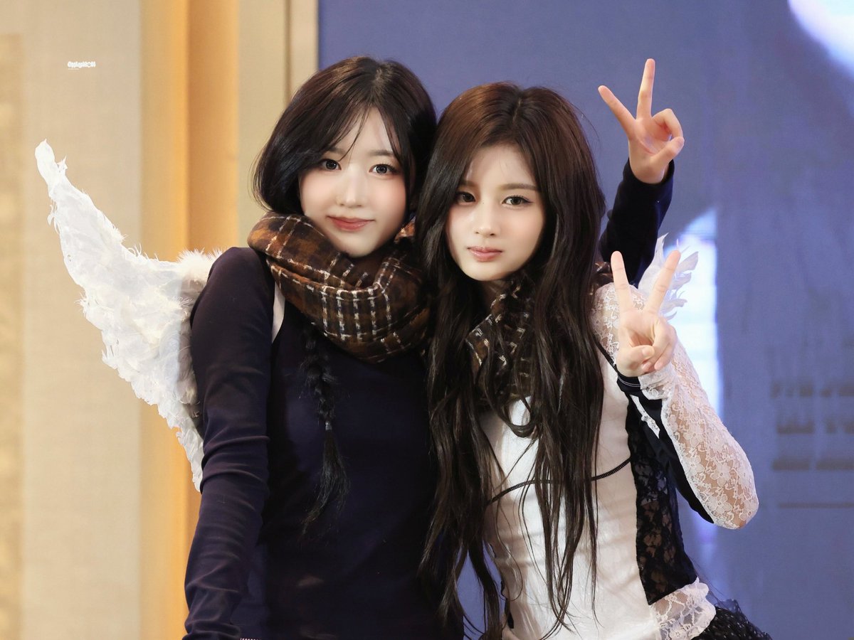 onlywon23's tweet image. 251123 상하이 HQ

오늘의 아오즈~~☺️🥰

#NMIXX #엔믹스 
#해원 #HAEWON #설윤 #SULLYOON