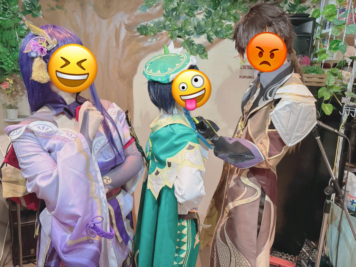 cafe_sekaijyu's tweet image. 本日も12時からカフェやっております！

2人はどうやら剣幕ムード！？