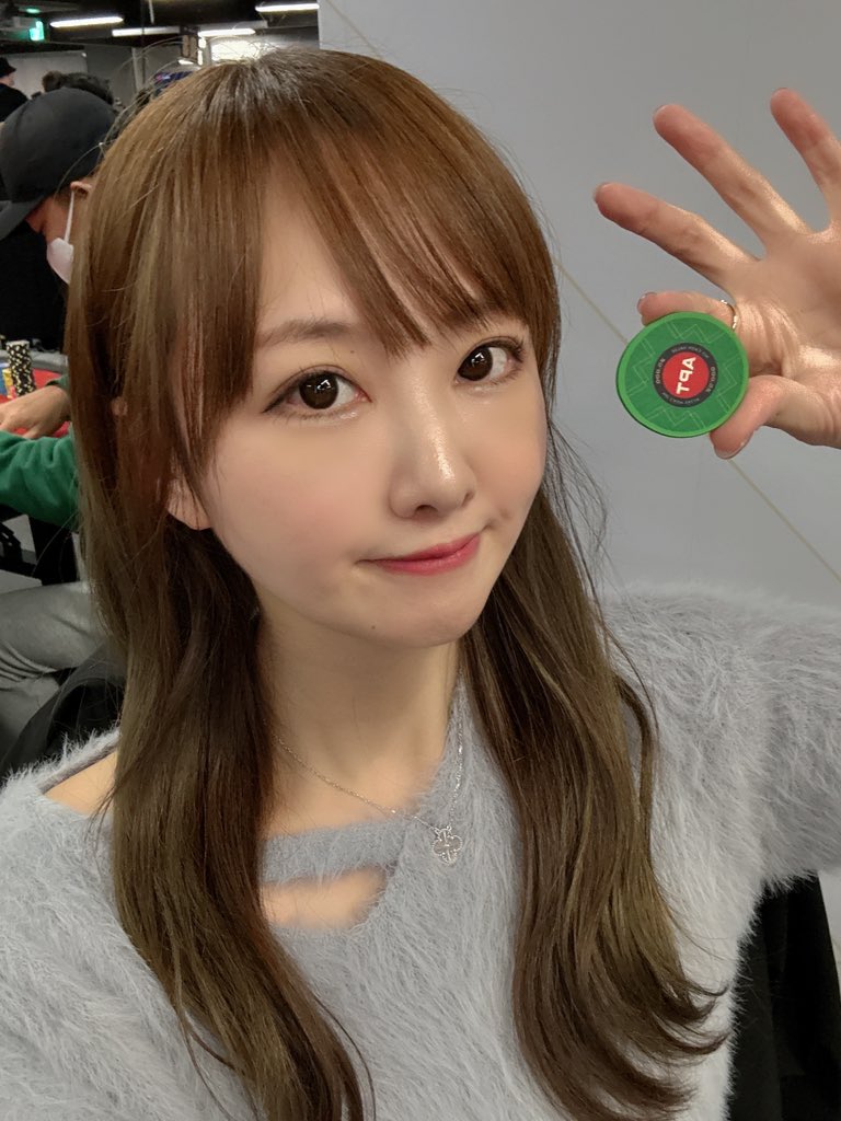 yukorint's tweet image. 実は最初からバウンティが発生してたらしく２個げっと♥️♥️

優しいお兄さんがターンでプレゼントって言いながらオールインしてきたw
リバー抜けて耐え、ありがとう🎁

#APTC #poker #台湾
