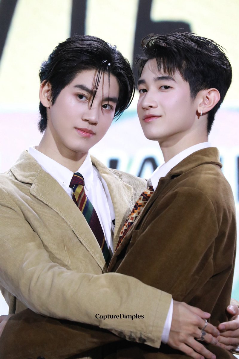 CaptureDimples's tweet image. Intimacy 🐶🐱

ALMOND PROGRESS IN VN

#Almondbabybigboy 
#ProgressPassawish 
#AlmondProgess 
#GMMTVFANDAY26
#APFANDAYXVIETNAM