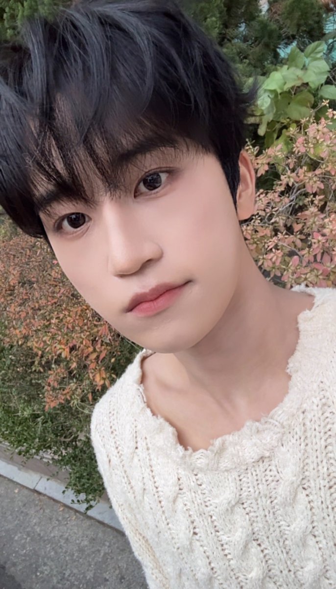 jjunwoo_'s tweet image. 아ㅏ웅🫳🏻🫳🏻🫳🏻