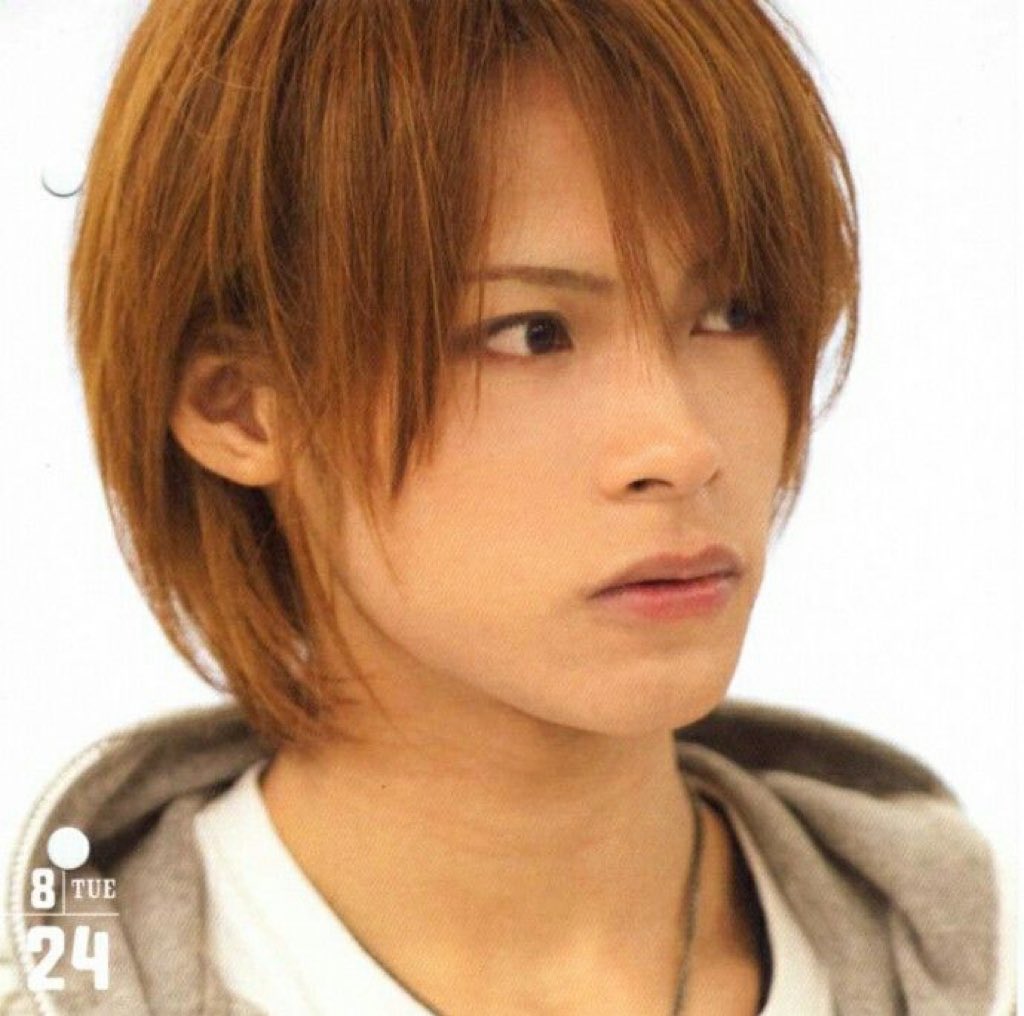 y0uq15's tweet photo. ⬅️2025年     2010年➡️ https://t.co/OCLn0DQDEC