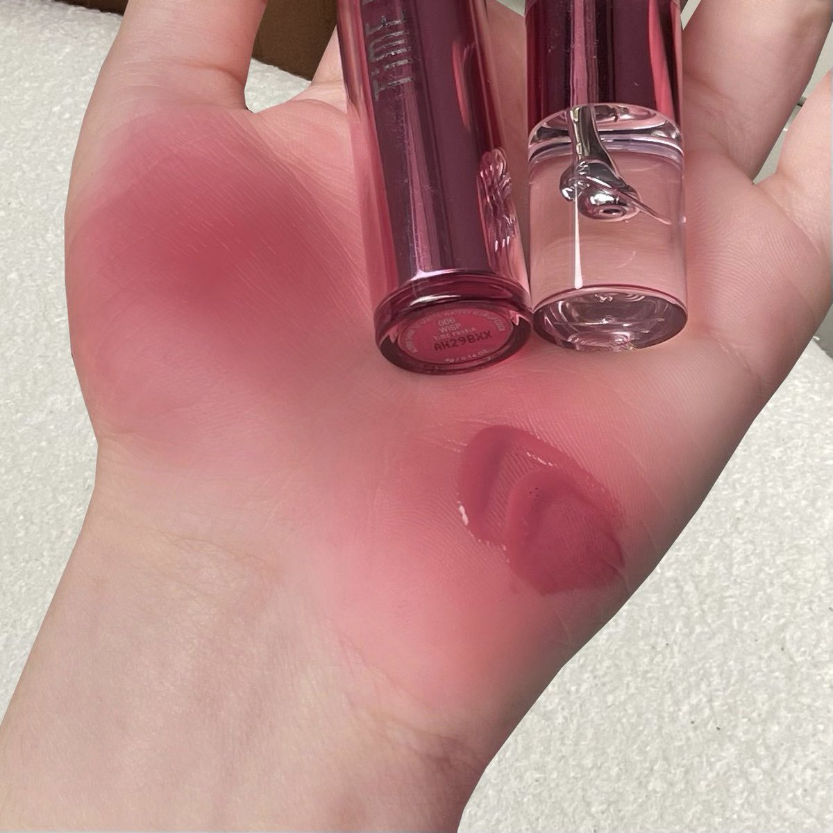 mmytype_'s tweet image. ลิปtime phoria สีเดียวกับน้องมาเบลทาลงไอจีล่าสุดดดเลย บอกแล้วๆๆสี006ชมพูwarm pink สวยมากกกกกทาหน้าสดรอด แล้วติดทนนน