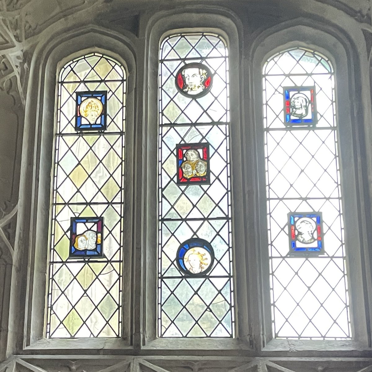 RAGriggsauthor's tweet image. Seven panels of medieval stained glass, reset in St Saviours chapel, aka Bishop Oldham’s Chantry, Exeter Cathedral

#StainedGlassSunday