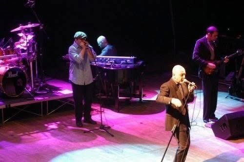 Con il grande <a href="/enricoruggeri/">Enrico Ruggeri</a>