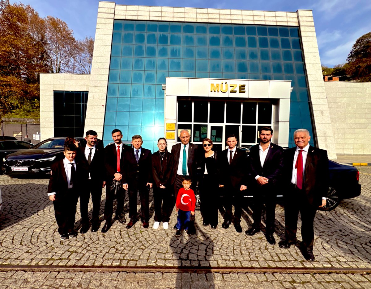 Zafer Partisi Düzce İl Teşkilatı 22 Kasım 2025 tarihinde Zonguldak İl Başkanlığının düzenlediği etkinliklere ve Zonguldak Ereğli İlçe Başkanlığı açılış programına katıldık. 

Güçlü bir motivasyon ve takım ruhu ile Zafer Partisi olarak sahalardaydık…

#ParolamızZafer