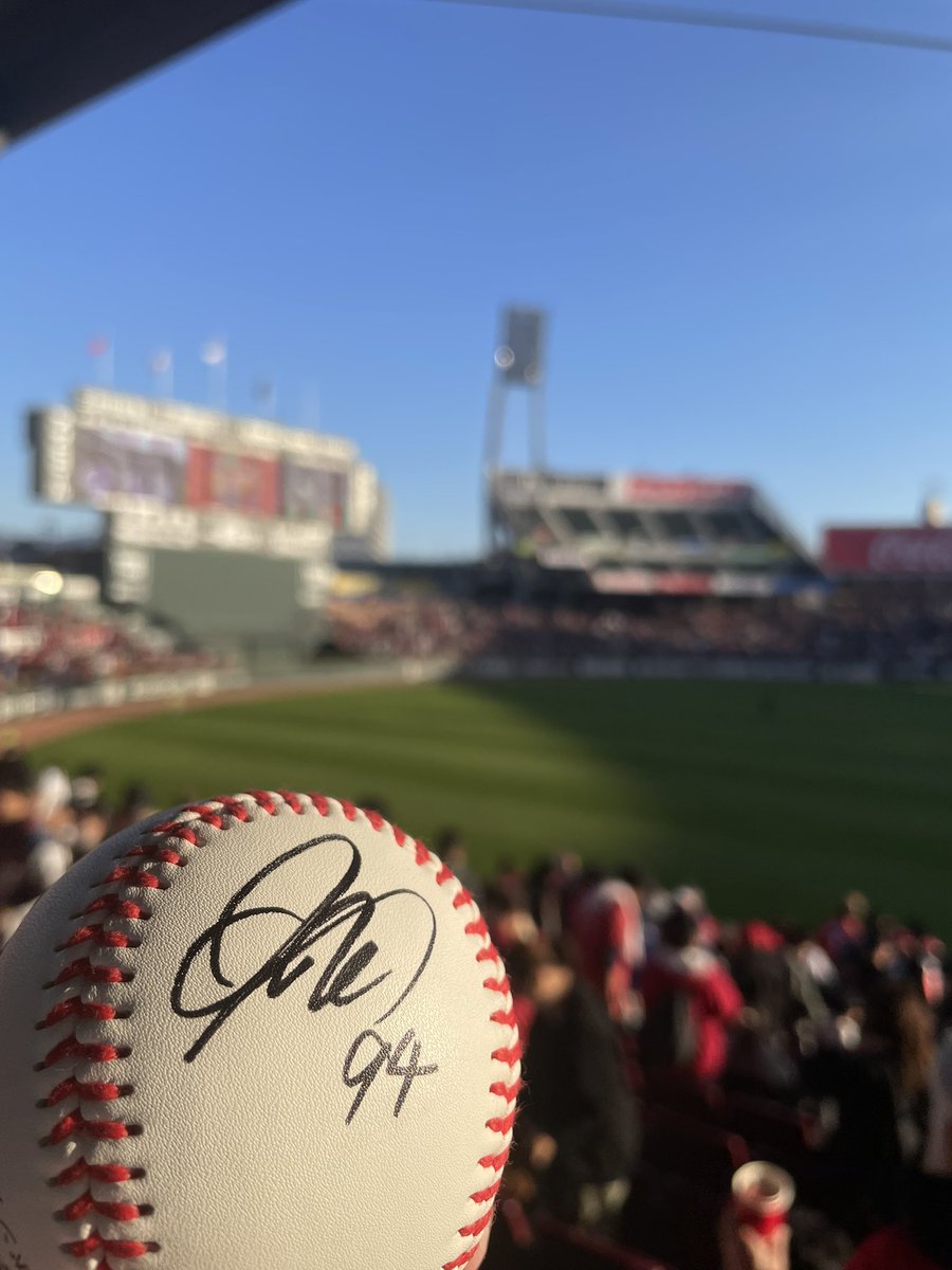 パンチ佐藤選手のサインボール パンチ佐藤 直筆サインボール タレント オリックス - メルカリ