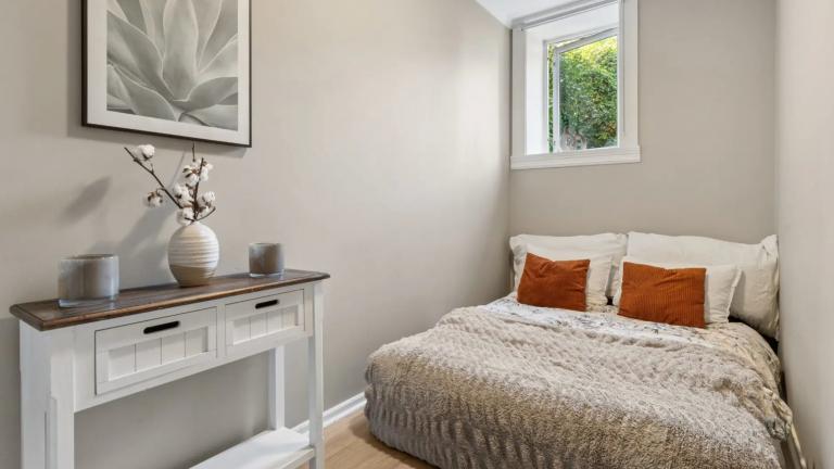 husleieno's tweet image. 🌟 Velkommen til ditt nye hjem! Rom i møblert leilighet på Maries gate 7 i Oslo ledig fra 01.12.2025. Inkludert; kabel-tv, internett, vaskemaskin og tørketrommel. Kontakt utleier på Husleie.no for mer info! #boligtilleie #Oslo tinyurl.com/nhp35ank