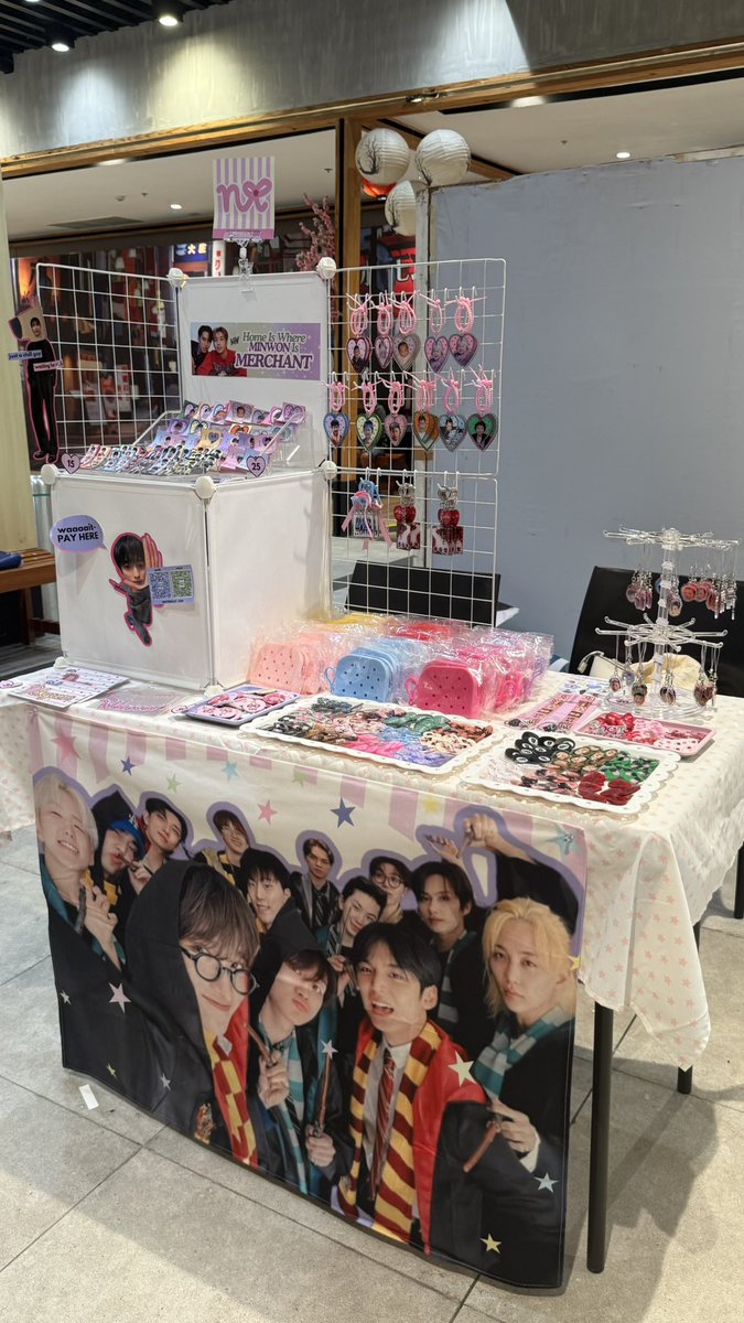 nanahkart's tweet image. customize your charmed pouch for ₱350! it includes 1 pouch of your choice and 6 charms 🥣🌟💞

available first here at #HomeIsWhereMWIs 💜💚 

see u guys! 🫧