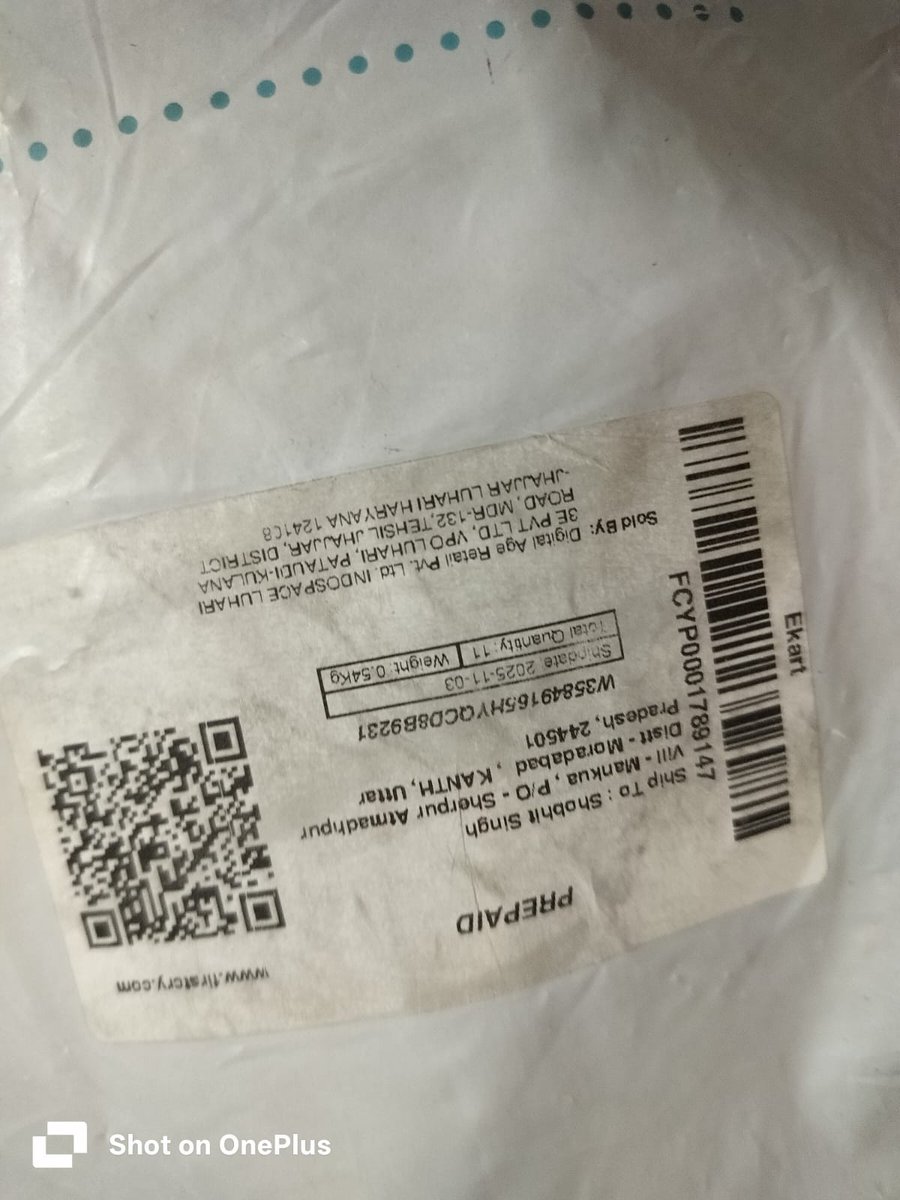 ShobhitUP23's tweet photo. @ksumiteric @firstcryindia Parcel photo https://t.co/msESXcR1sX