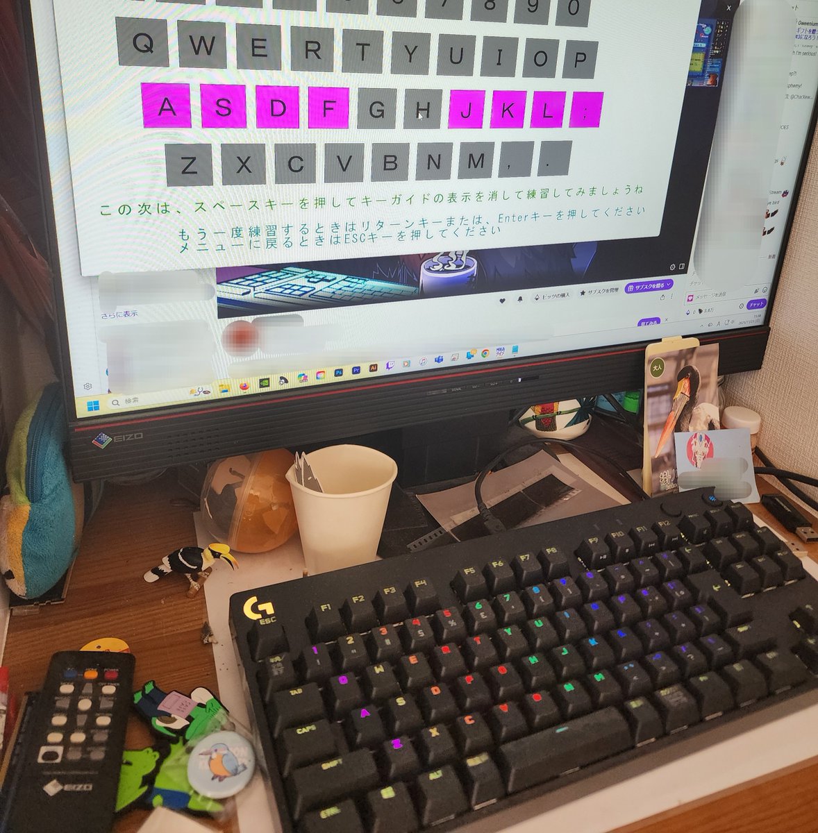 PARROT221985's tweet image. おそらく間違ったゲーミングキーボードの使い方ですが…
色分け出来るのは有り難い機能なんです笑
本当はキーボードを見ないで入力することが大事なのですが、まずは各指の担当エリアを明確化して覚えることで自然と指がその方向へと動きやすくなるかなと思いまして。
#PC #パソコン #Computer