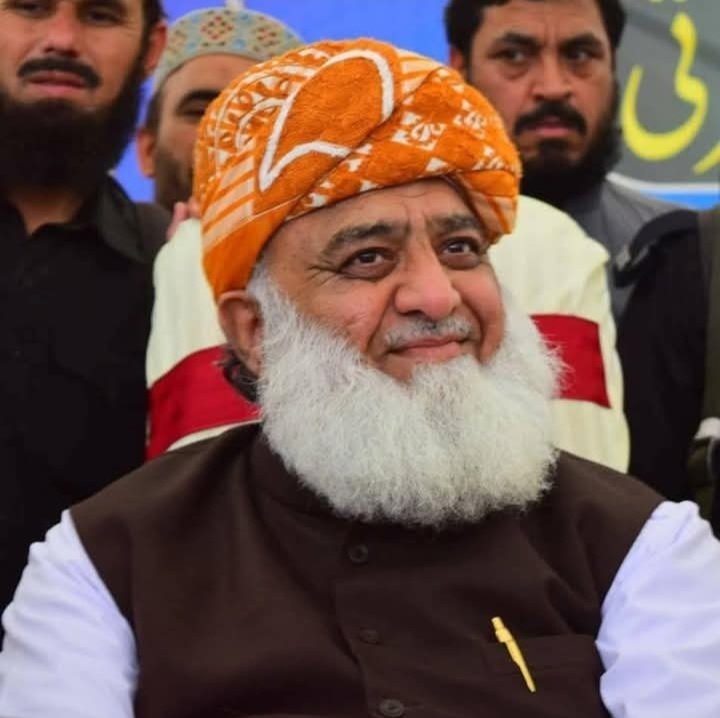 جےیوائی کےمرکزی مجلس شوریٰ کااجلاس اج ہوگا مولانا فضل الرحمن صاحب صدارت کرینگےہوسکتاہے شام کواہم پریس کانفرنس بھی کرے ✌️